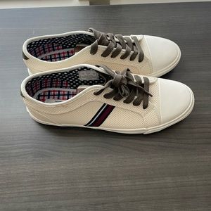 Men’s sneakers